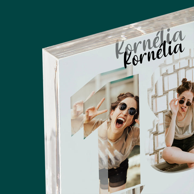 Szó Fotókból: 18 Év A Képeidből - Akrilüveg