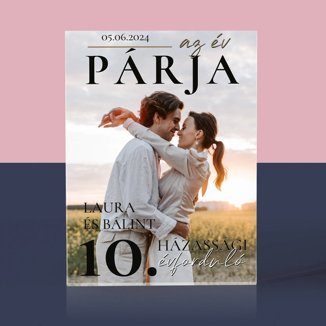 Újság Címlap: Az Év Párja - Akrilüveg