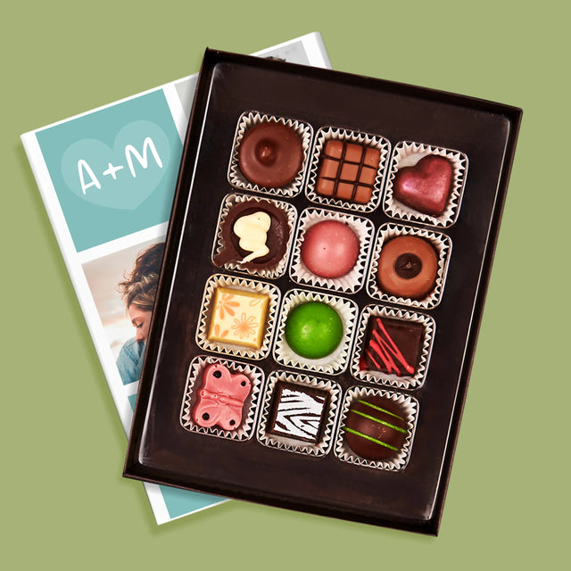 Fotókollázs: Szeretlek, Iniciálék - Praliné