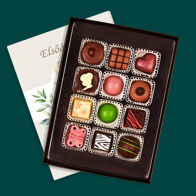 Fotó És Felirat: Elsőáldozás, Ünnepi Köszöntés - Praliné