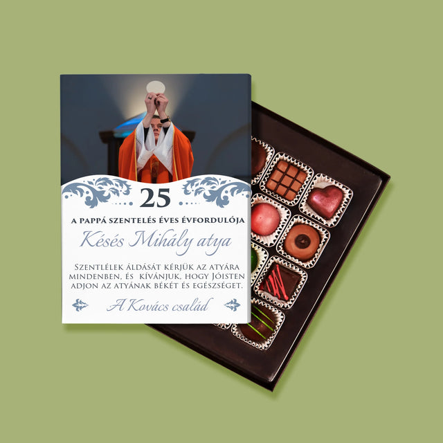 Fotó És Felirat: A Pappá Szentelés Évfordulójára - Praliné