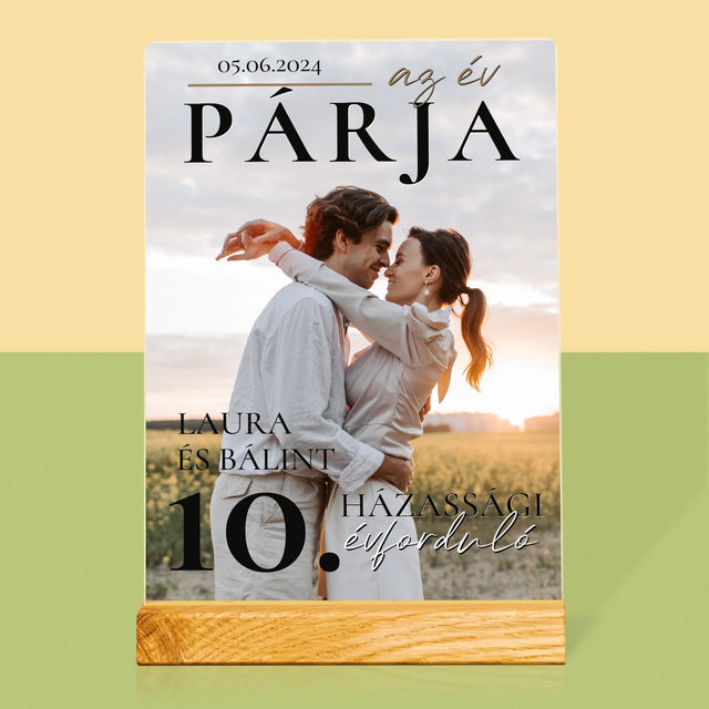 Újság Címlap: Az Év Párja - Akrilüvegre Nyomtatott Kép