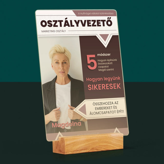 Újság Címlap: Osztályvezető - Akrilüvegre Nyomtatott Kép