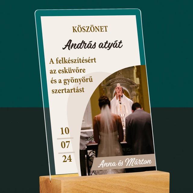 Fotó És Felirat: Köszönet Papnak Az Esküvőért - Akrilüvegre Nyomtatott Kép