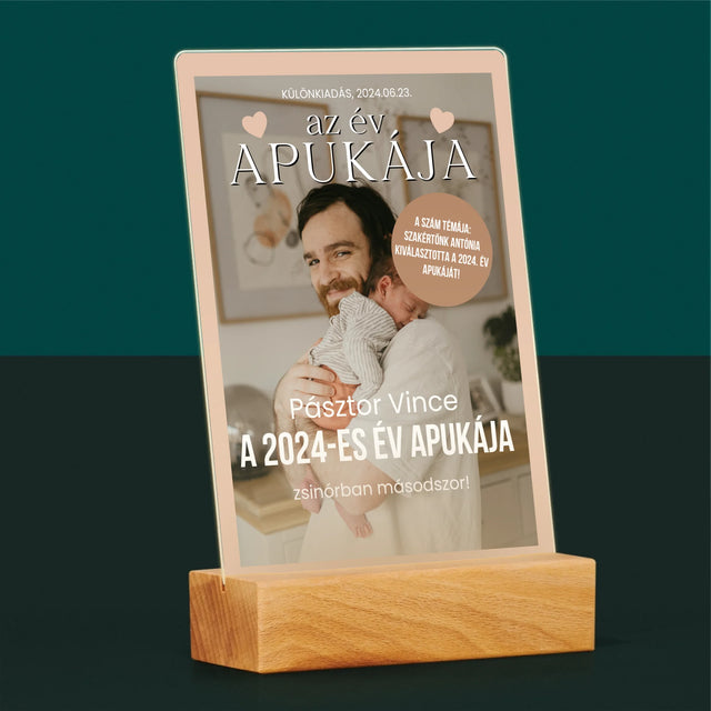 Újság Címlap: Az Év Apukája - Akrilüvegre Nyomtatott Kép