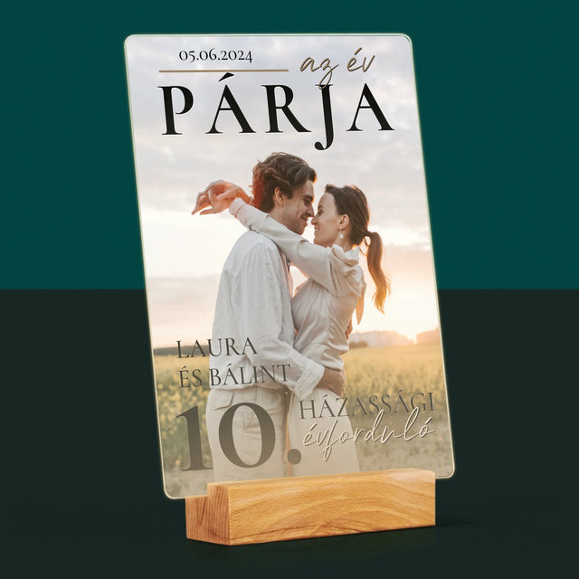 Újság Címlap: Az Év Párja - Akrilüvegre Nyomtatott Kép