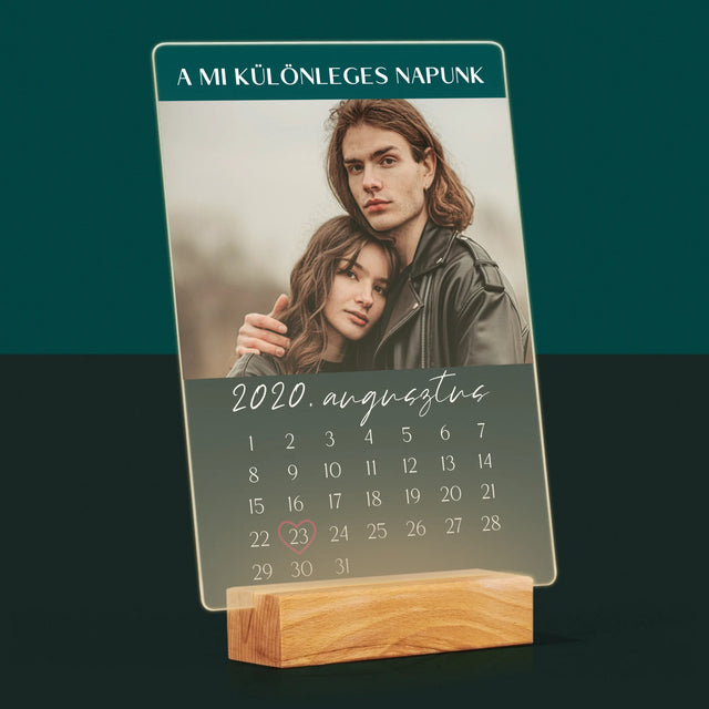 Fotó És Felirat: A Mi Különleges Napunk - Akrilüvegre Nyomtatott Kép