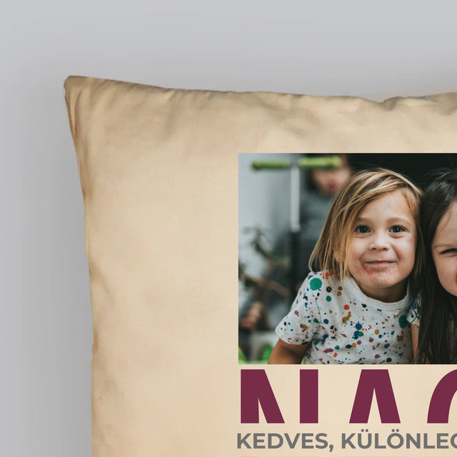 Fotókollázs: Nagymama Jellemzői - Párna
