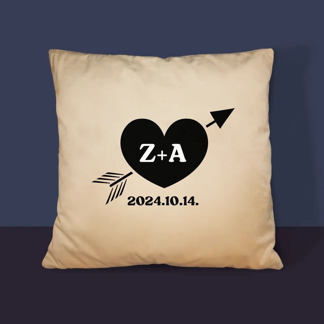 Monogram: Kezdőbetűk Szív Egy Nyíllal - Párna