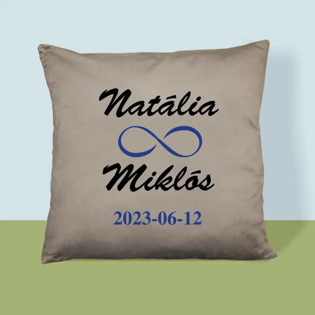 Monogram: Nevek Végtelen - Párna