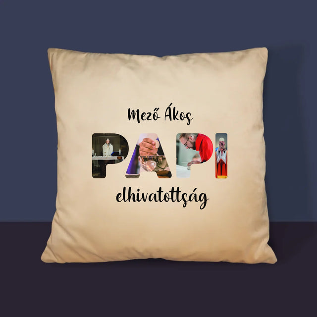Szó Fotókból: Papi Elhivatottság - Párna