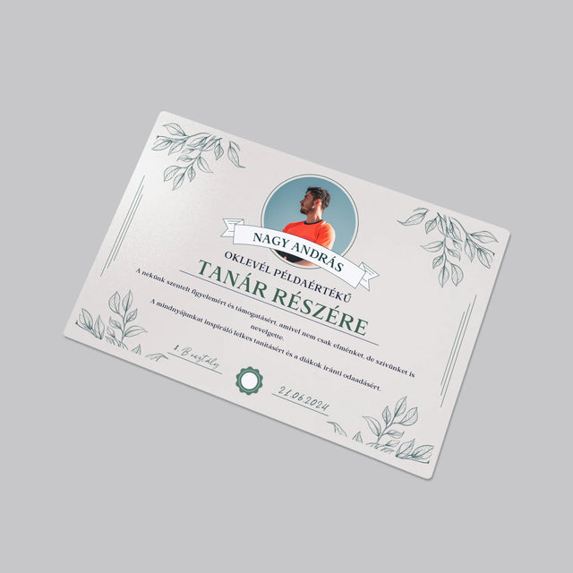 Fotó És Felirat: Oklevél Példaértékű Tanár Részére - Íróasztal Alátét