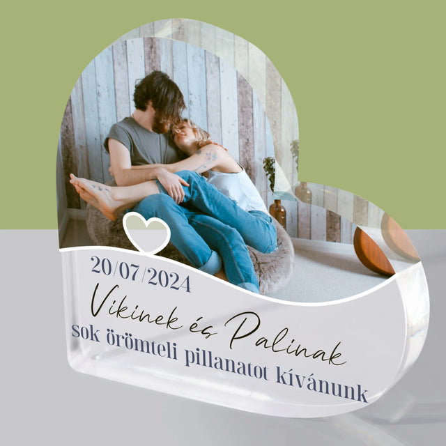 Fotókollázs: A Legjobb Pillanatok - Akrilüveg Szív