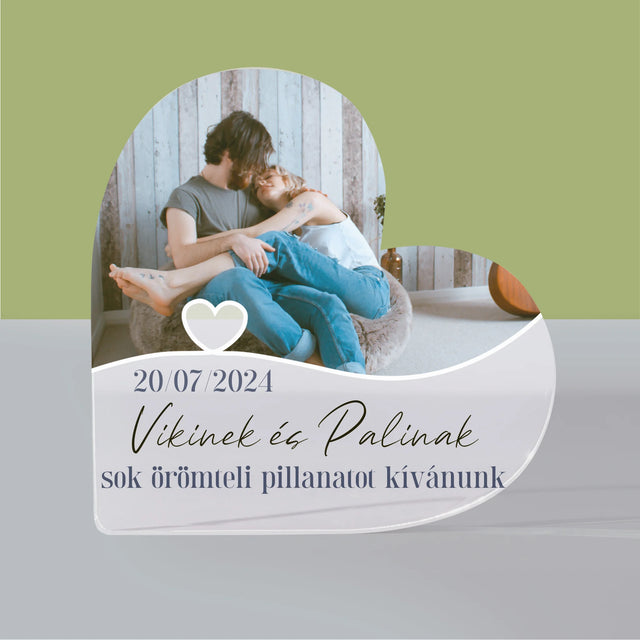 Fotókollázs: A Legjobb Pillanatok - Akrilüveg Szív