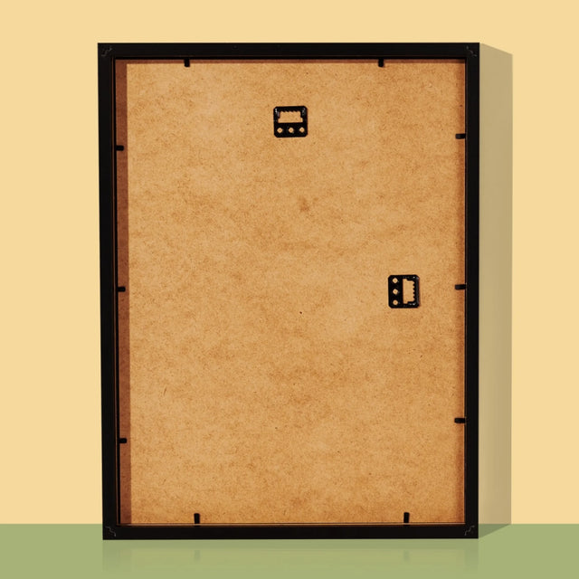 Királyi Portré: Királynő A Trónteremben - Keretes Nyomtatott Kép 30X40