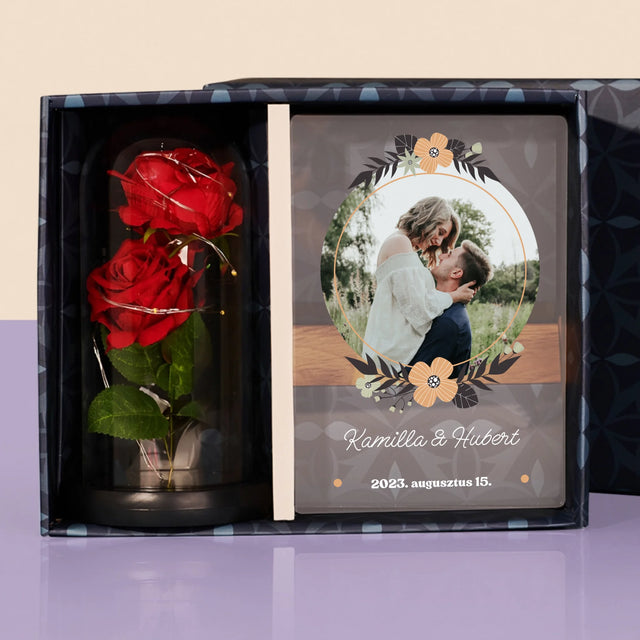 Fotó És Felirat: Szerelmesek - Ajándékkészlet Üvegre Nyomtatott Képpel És Örök Rózsával