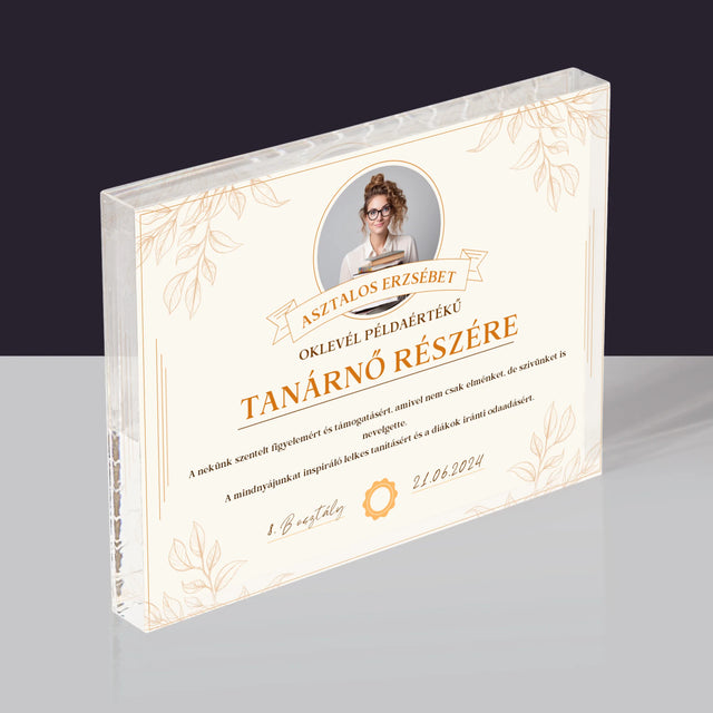 Fotó És Felirat: Oklevél Példaértékű Tanárnő Részére - Akrilüveg