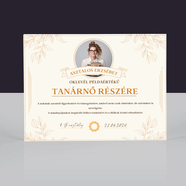 Fotó És Felirat: Oklevél Példaértékű Tanárnő Részére - Akrilüveg