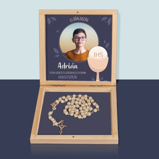 Fotó És Felirat: Elsőáldozási Ünnep - Rózsafüzér