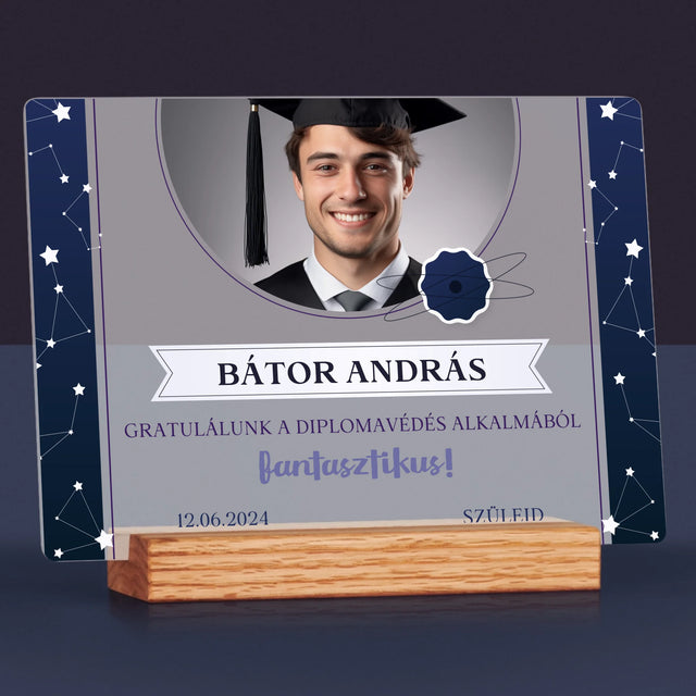 Fotó És Felirat: Gratulálunk A Diplomavédés Alkalmából - Akrilüvegre Nyomtatott Kép