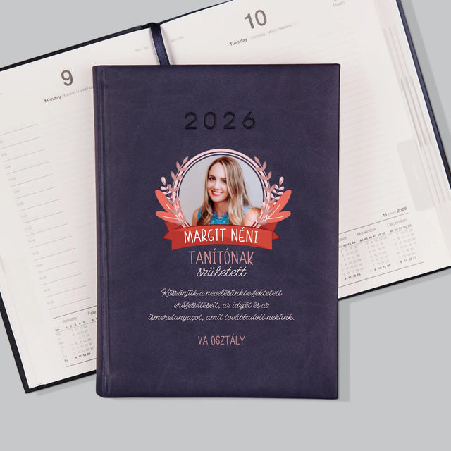 Fotó És Felirat: Tanítónak Született - Határidőnapló