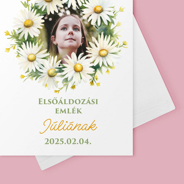 Fotó És Felirat: Elsőáldozási Emlék, Százszorszép  - Üdvözlőlap
