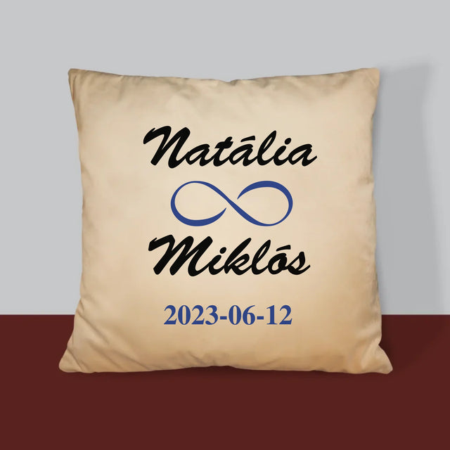 Monogram: Nevek Végtelen - Párna