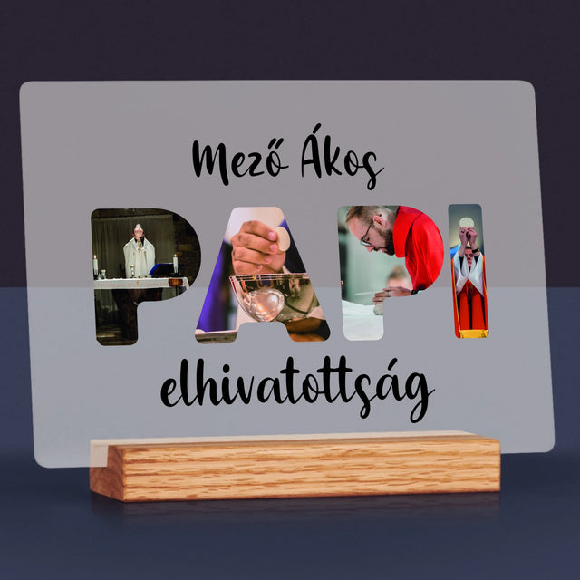 Szó Fotókból: Papi Elhivatottság - Akrilüvegre Nyomtatott Kép