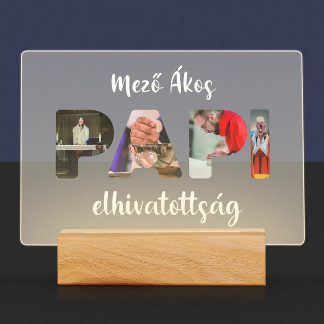 Szó Fotókból: Papi Elhivatottság - Akrilüvegre Nyomtatott Kép