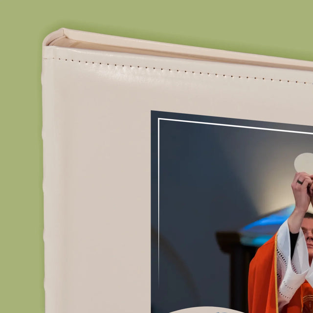 Fotó És Felirat: A Pappá Szentelés Évfordulójára - Fotóalbum